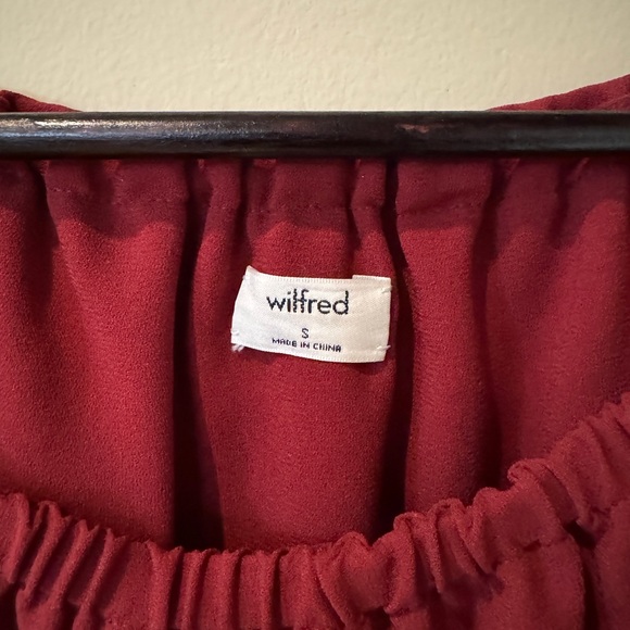 Wilfred Red Blouse off the shoulder size small - Picture 4 of 4